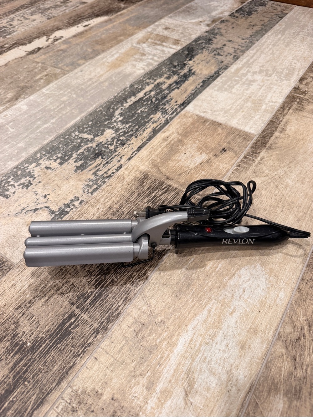 Revlon Black and Silver Triple Barrel Hair Waver